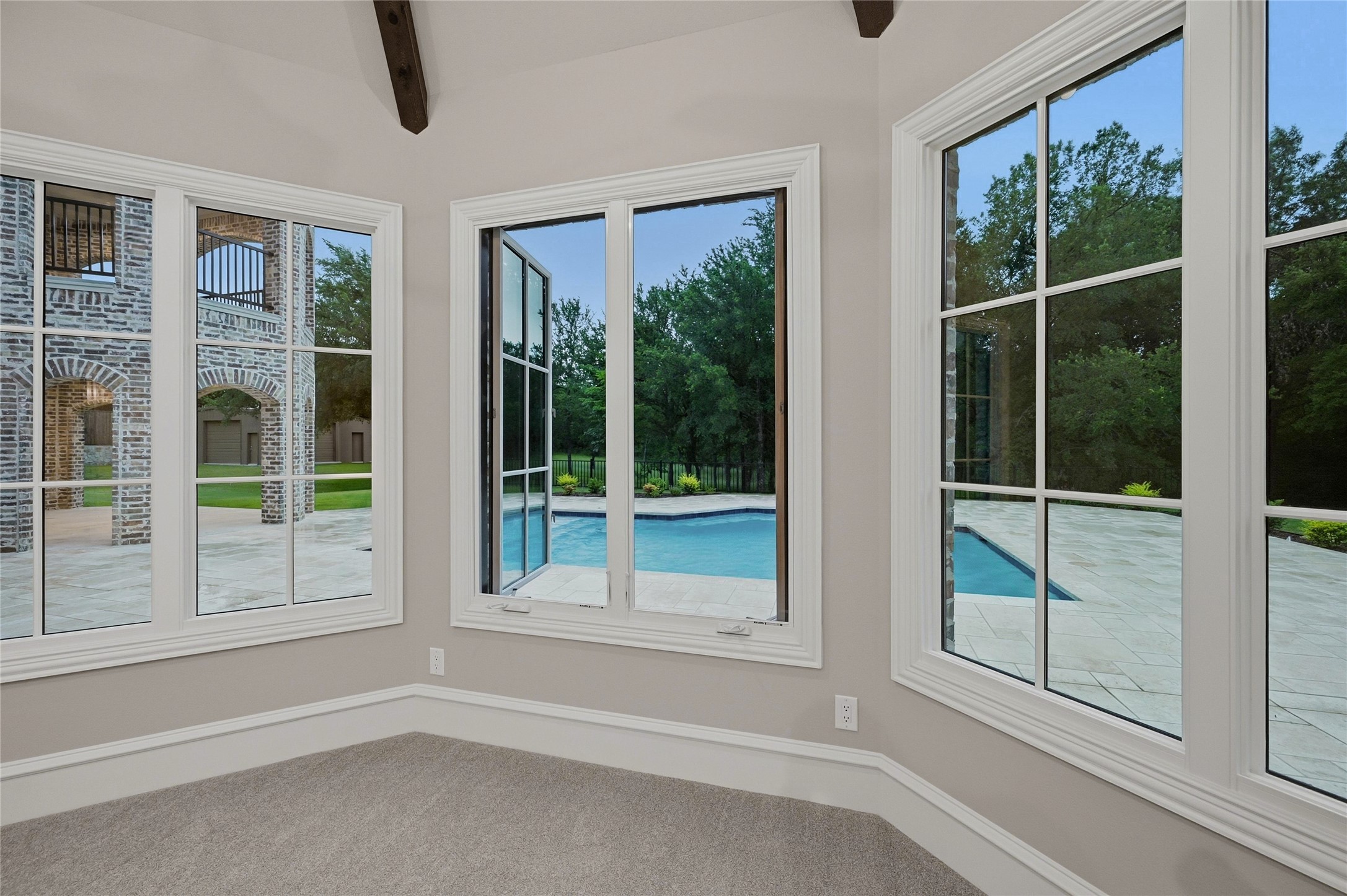 90 Woodland Hills Drive Sherman TX 75092