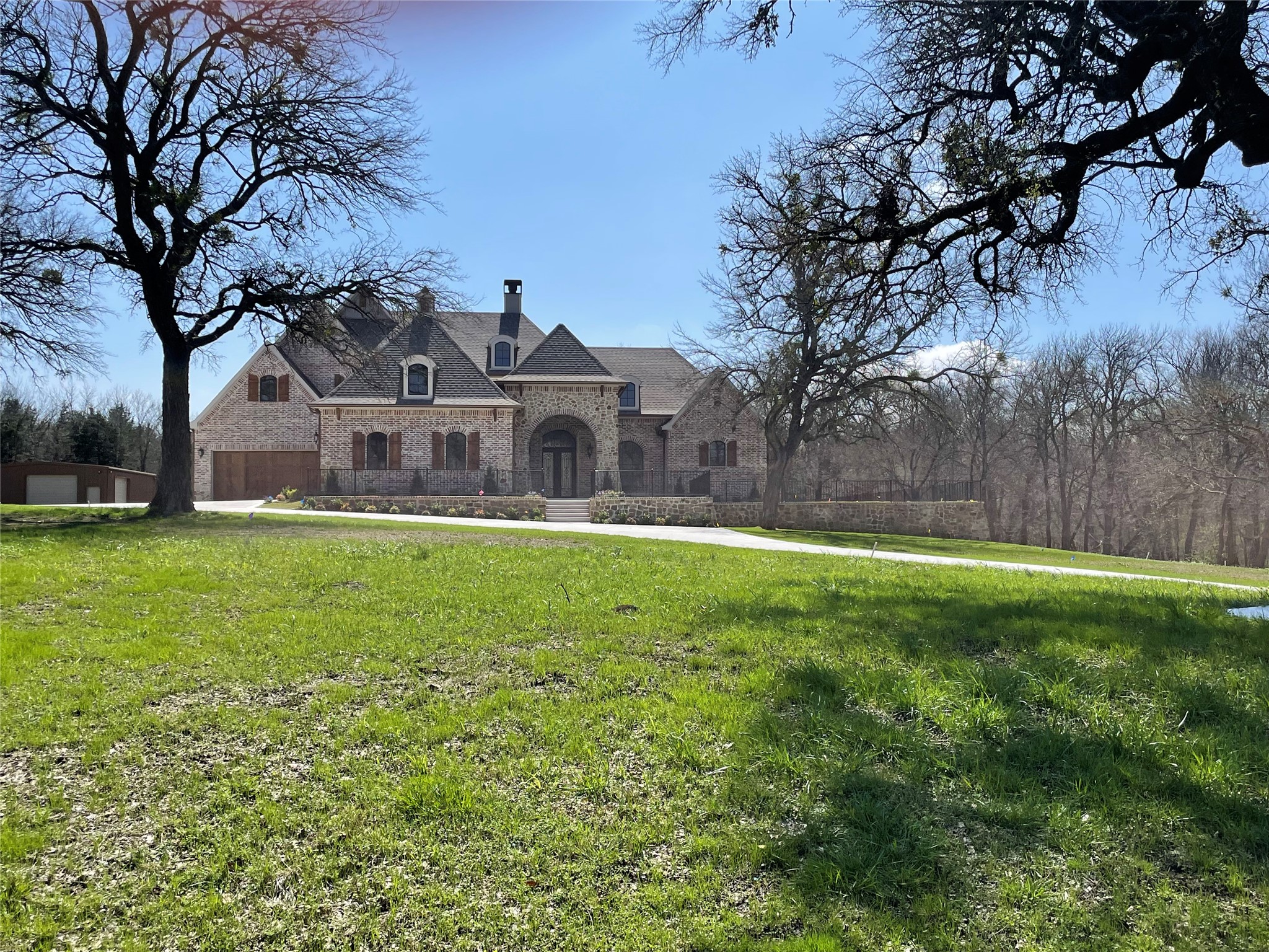 90 Woodland Hills Drive Sherman TX 75092