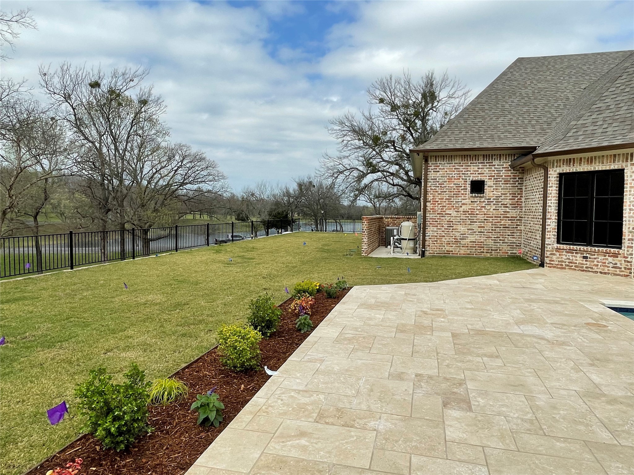 90 Woodland Hills Drive Sherman TX 75092