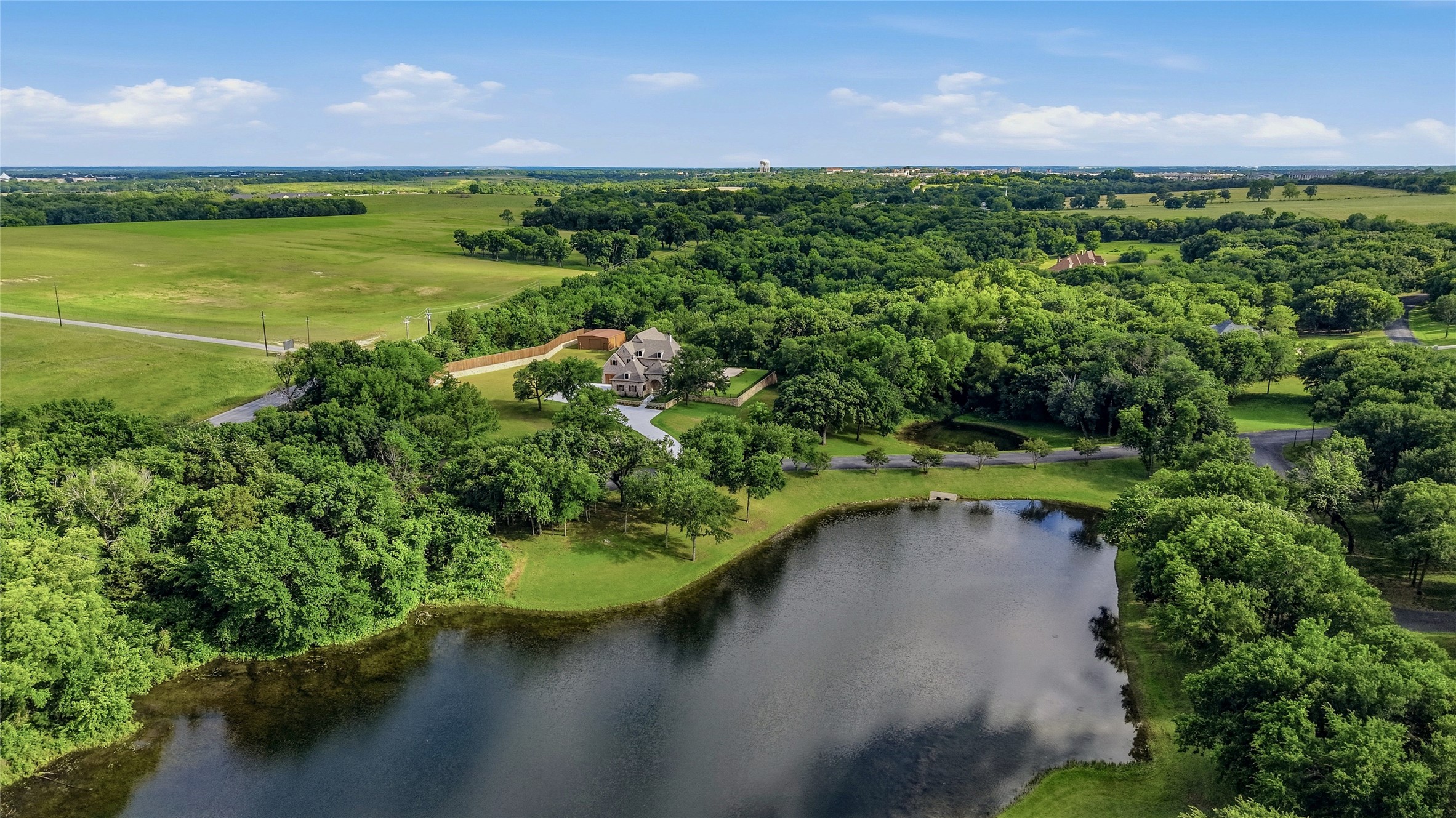 90 Woodland Hills Drive Sherman TX 75092