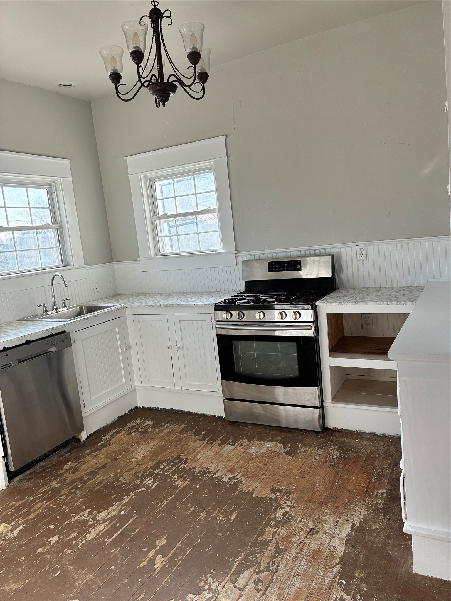 109 S West Street Bangs TX 76823