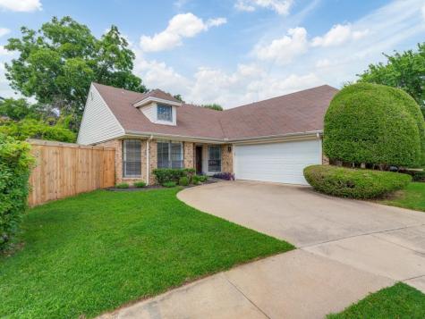 1409 Autumn Chase Square Bedford TX 76022