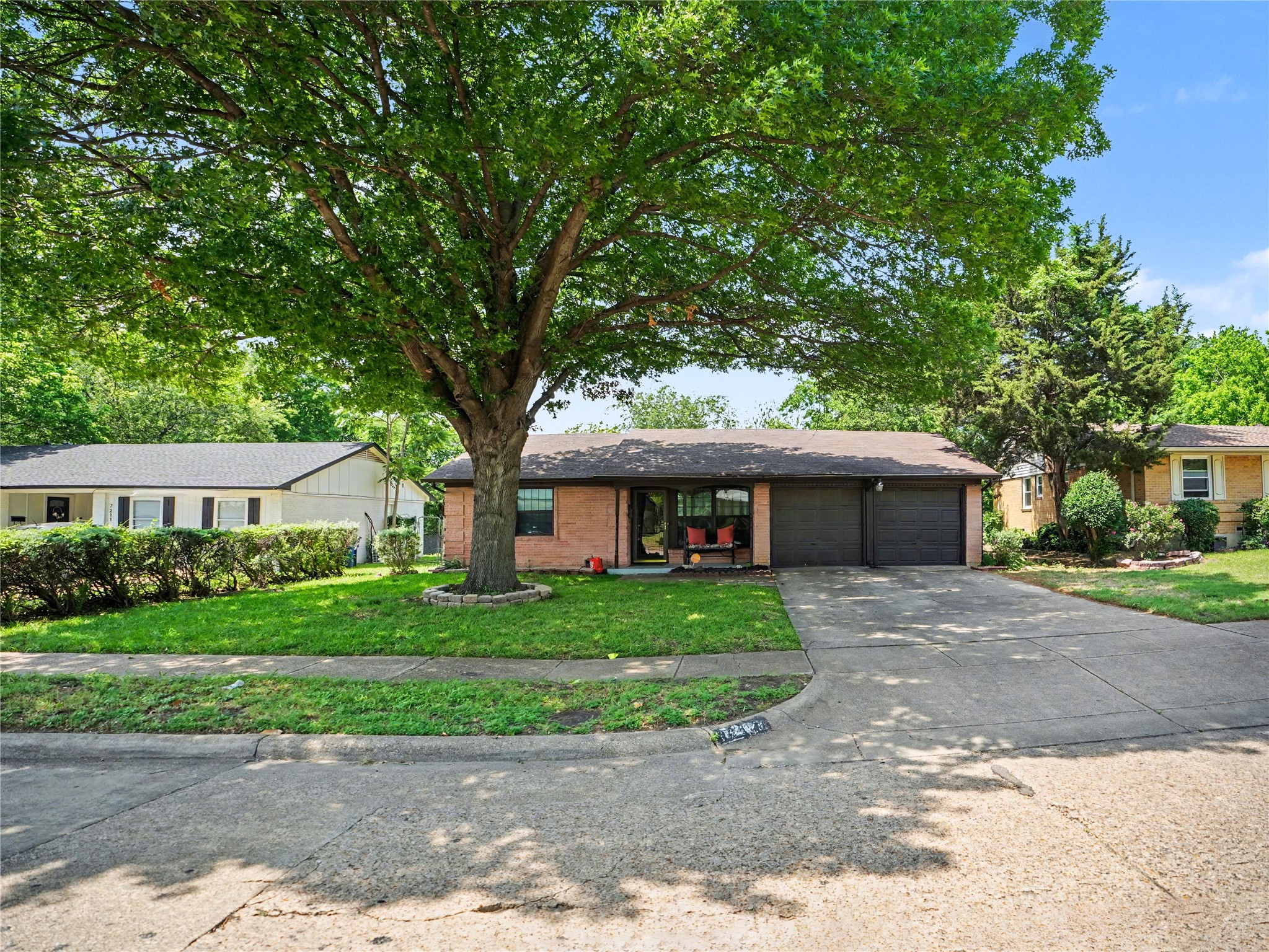 7207 Greenspan Avenue Dallas TX 75232