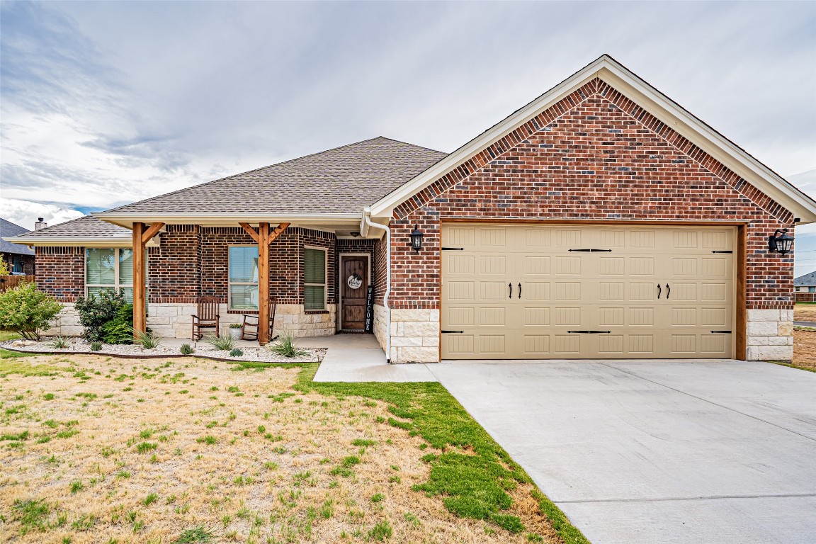5002 Wearing Way Drive Granbury TX 76049