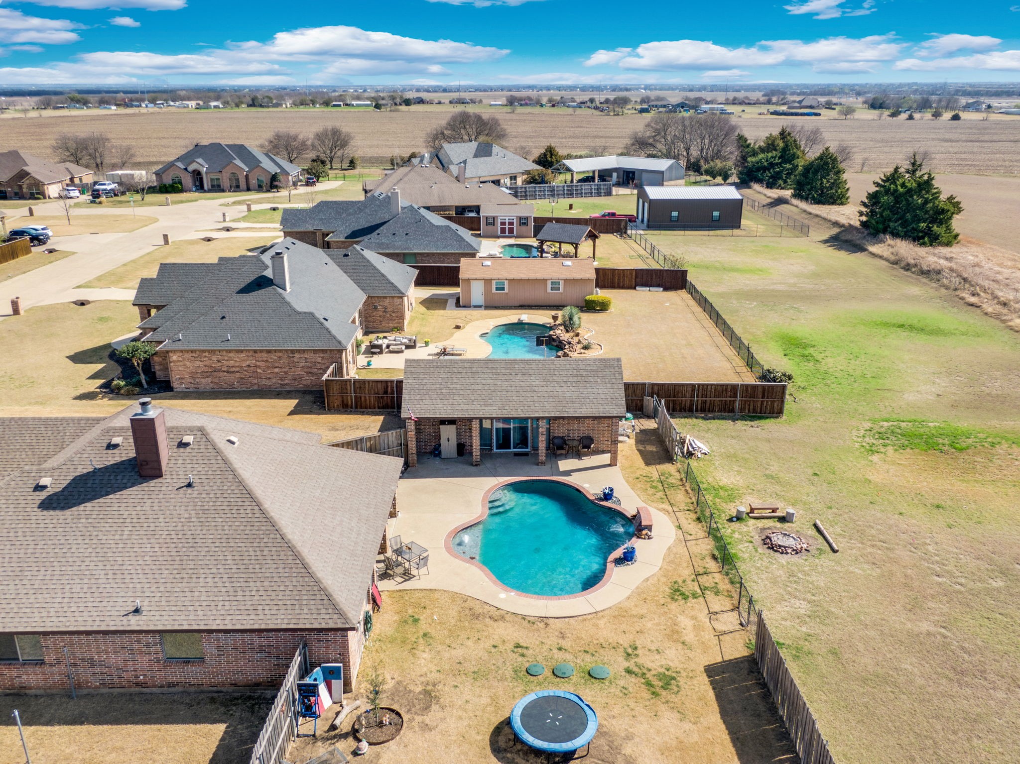 160 Berkshire Lane Waxahachie TX 75165