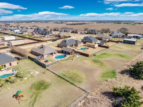 160 Berkshire Lane Waxahachie TX 75165