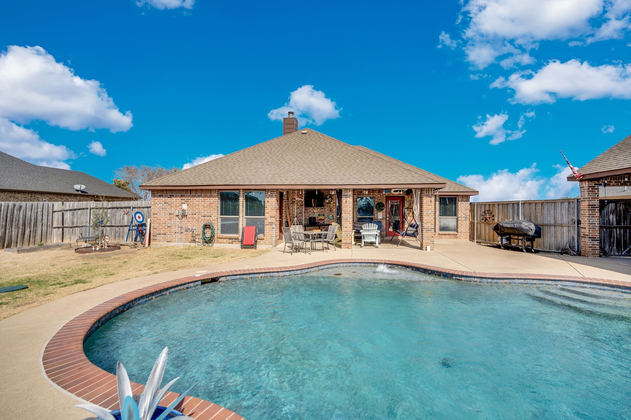 160 Berkshire Lane Waxahachie TX 75165