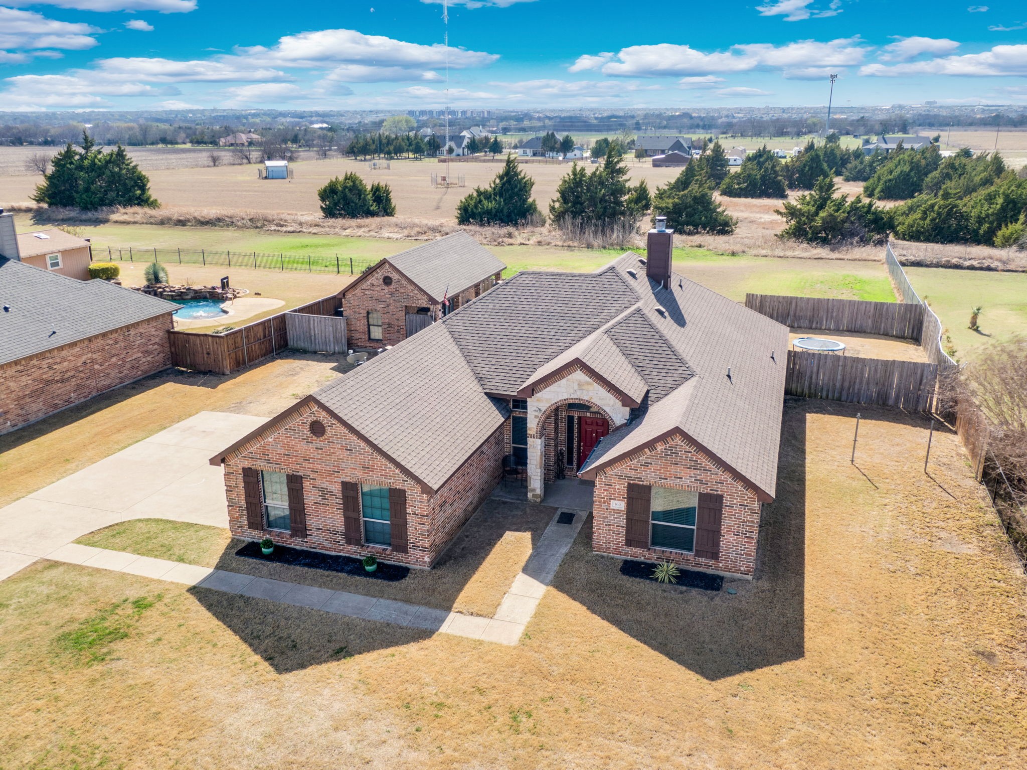 160 Berkshire Lane Waxahachie TX 75165