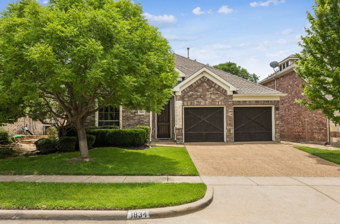 1834 Breeds Hill Road Garland TX 75040