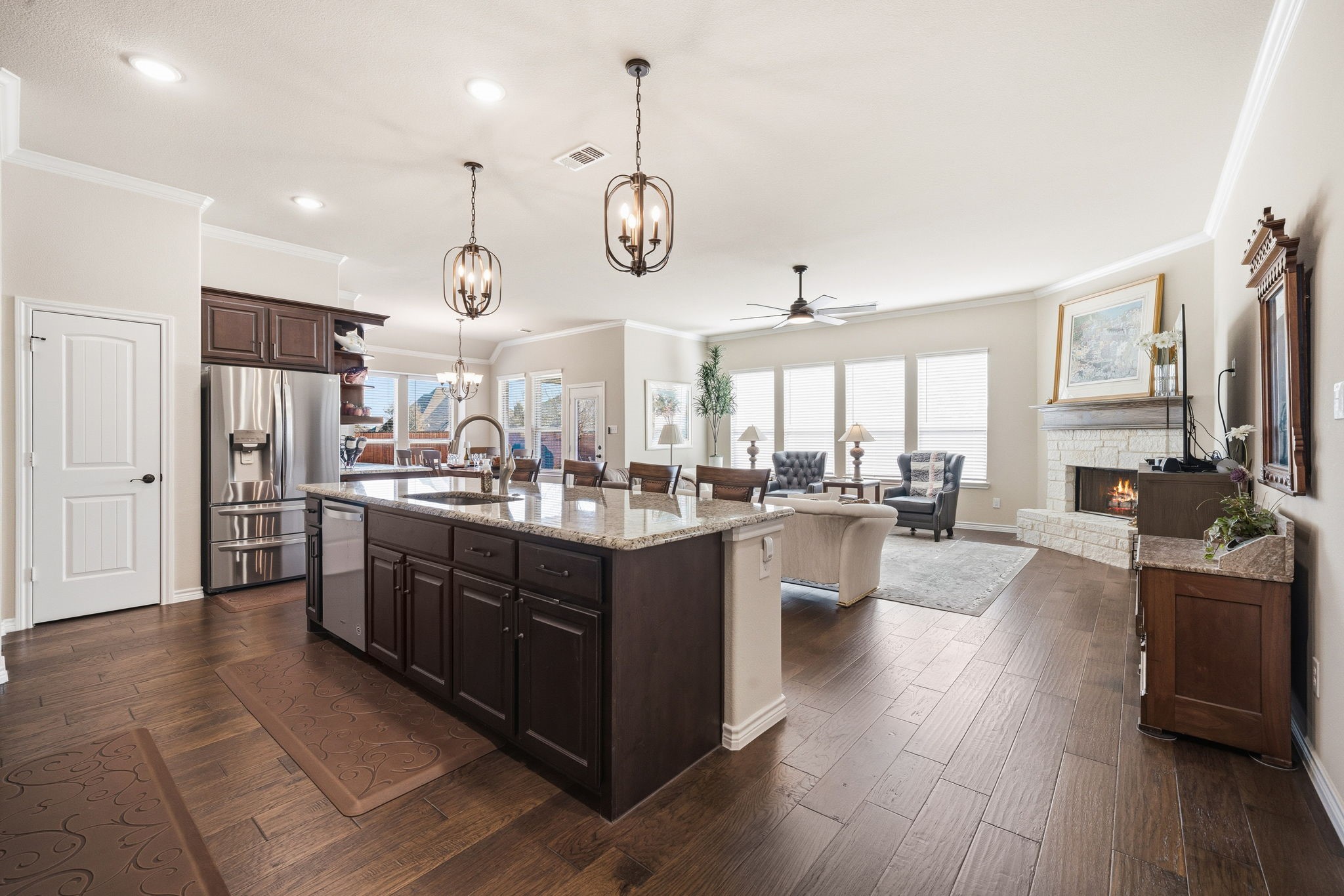 1858 Riviera Drive Waxahachie TX 75165