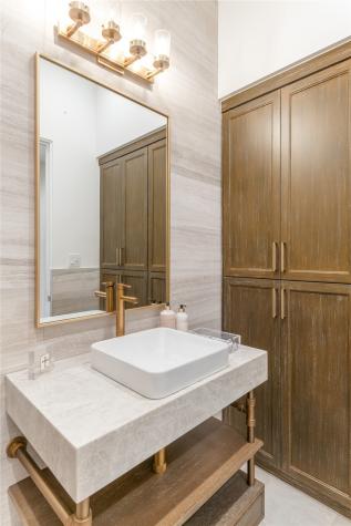 6101 Crystal Cove Court Mckinney TX 75071