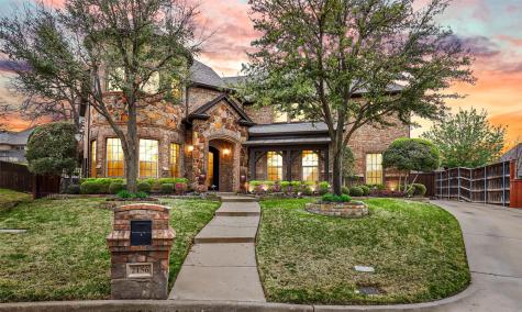 2156 Lookout Court Hurst TX 76054