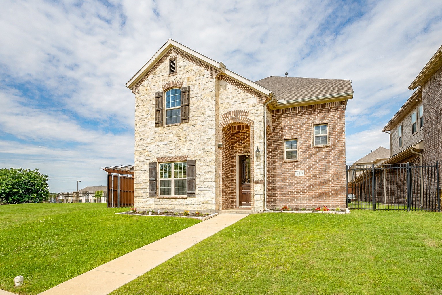 213 Park Villa Lane Aledo TX 76008