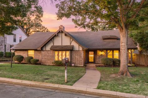 2214 Wilson Drive Arlington TX 76011