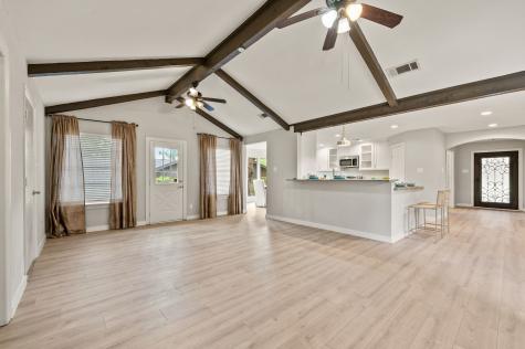 2214 Wilson Drive Arlington TX 76011