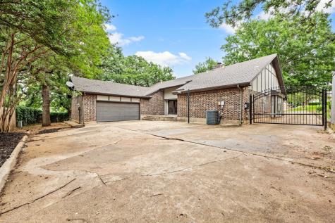 2214 Wilson Drive Arlington TX 76011