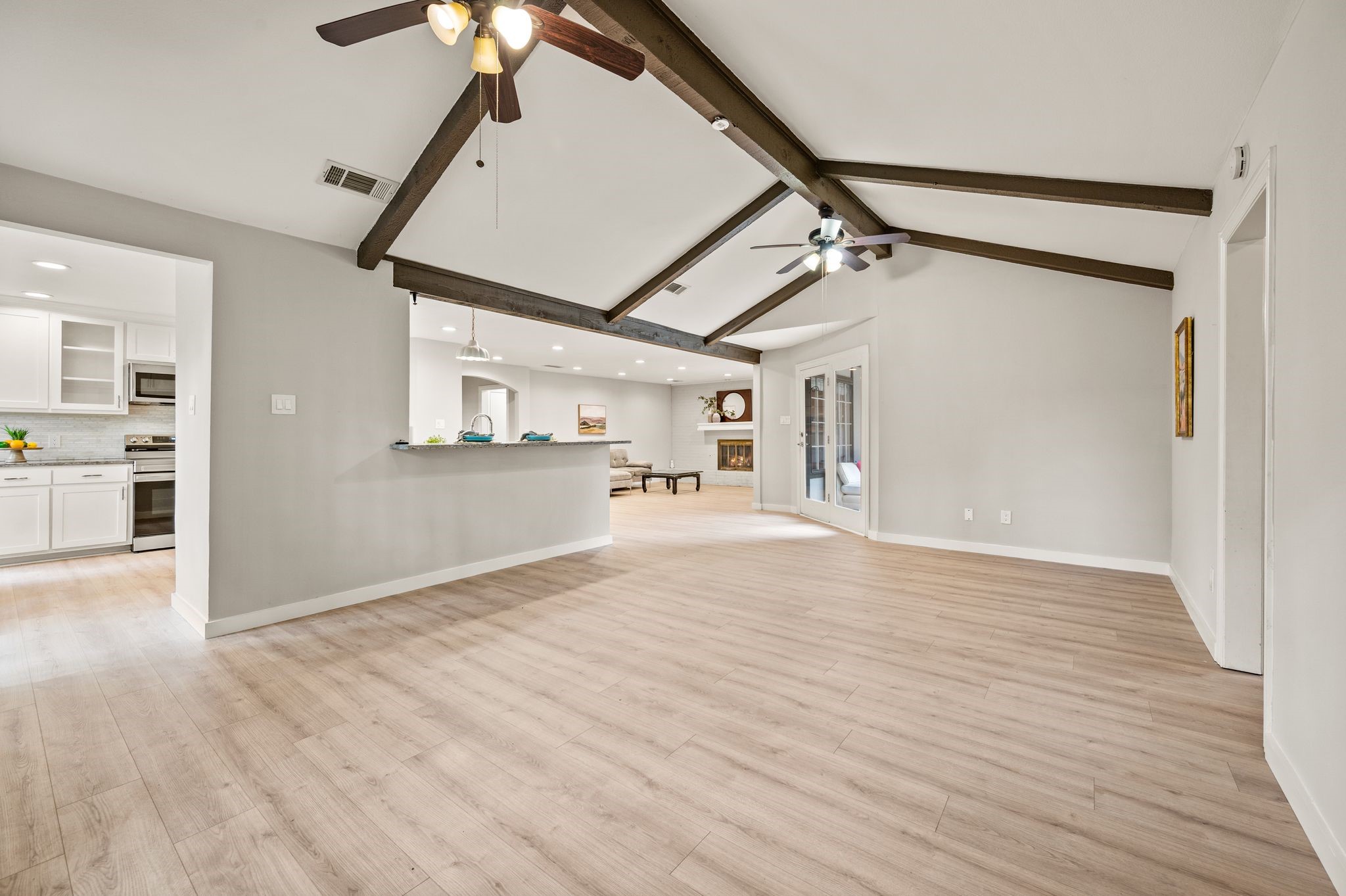 2214 Wilson Drive Arlington TX 76011