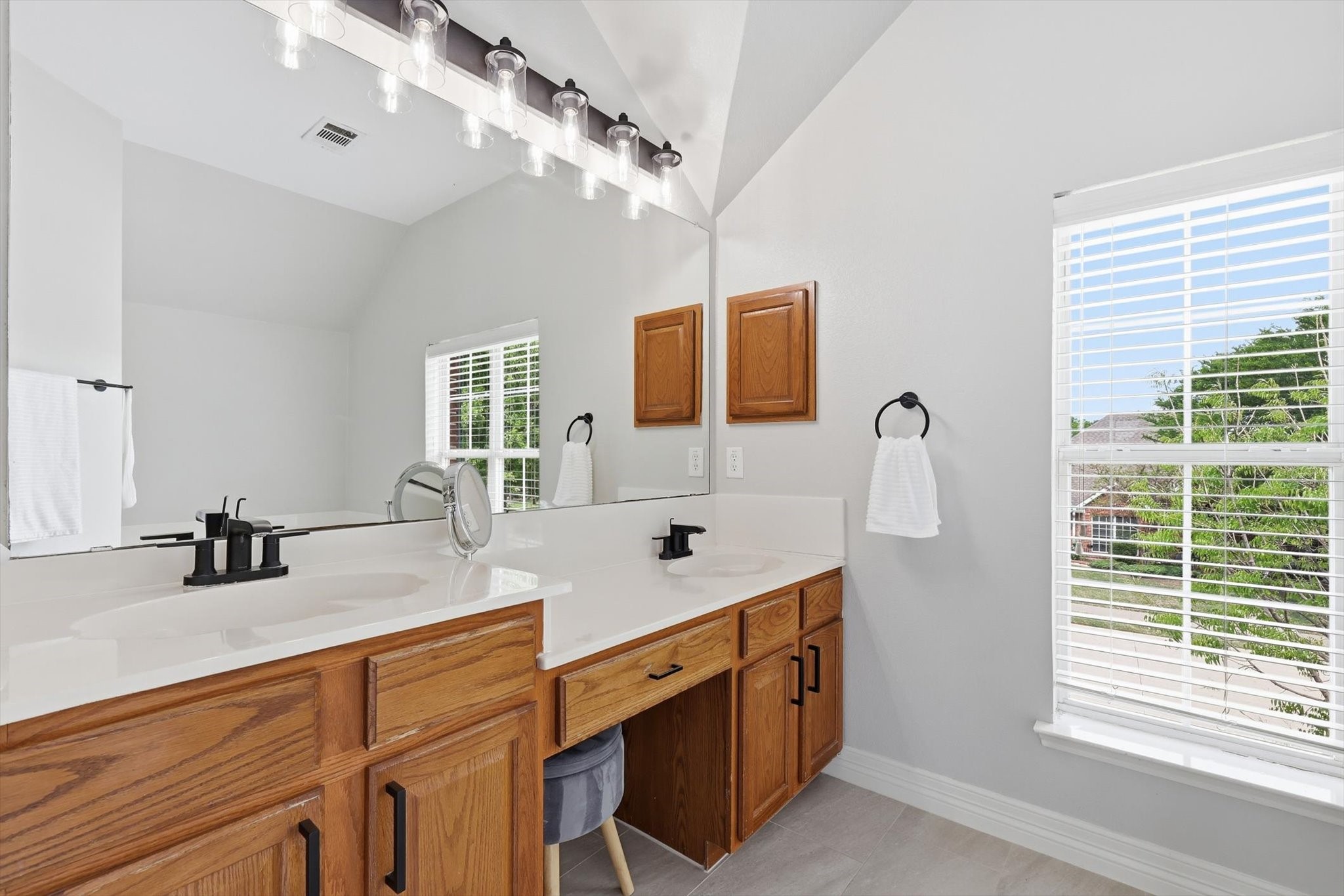 1121 London Drive Frisco TX 75036