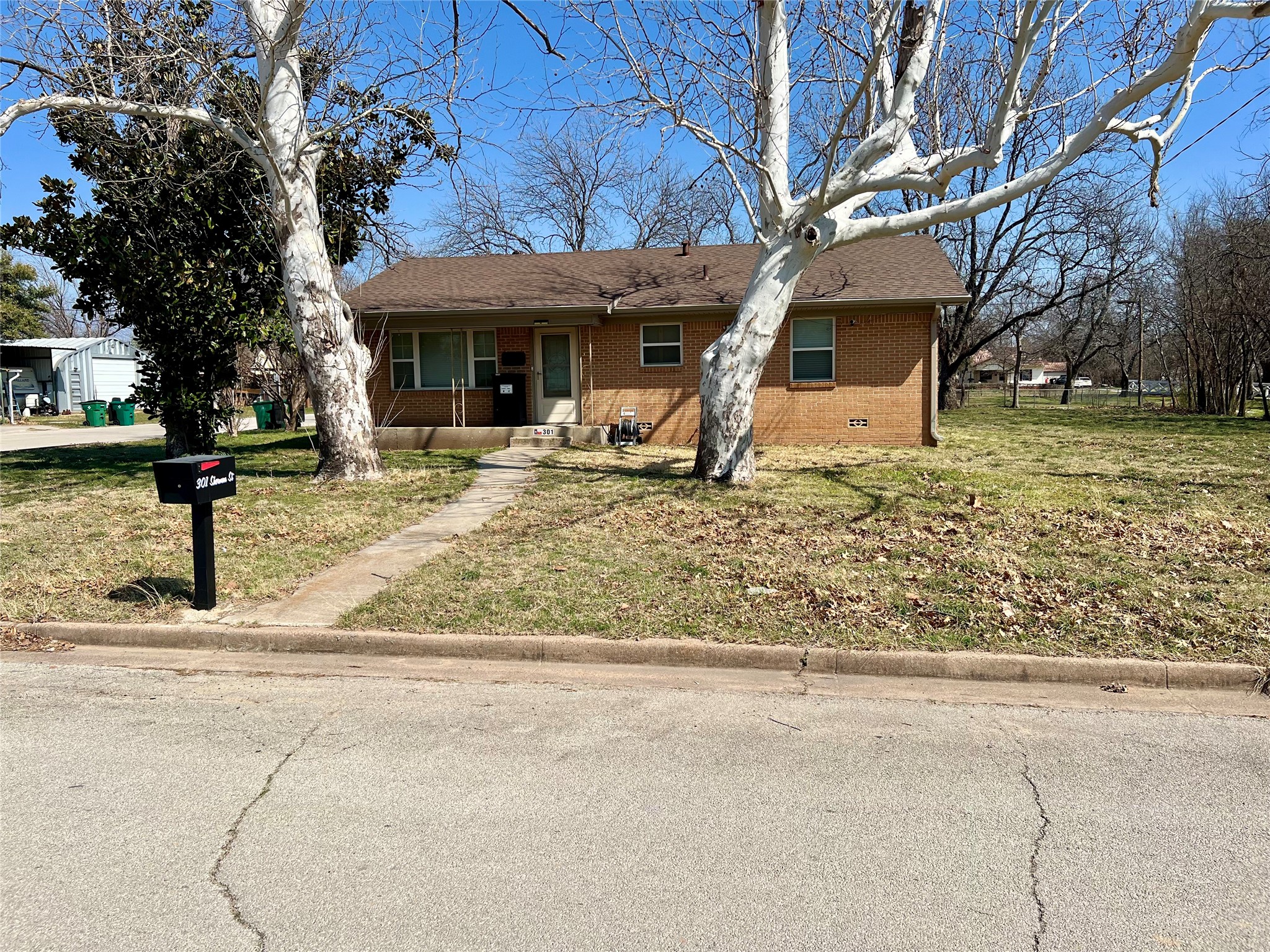 301 Sherman Street Nocona TX 76255