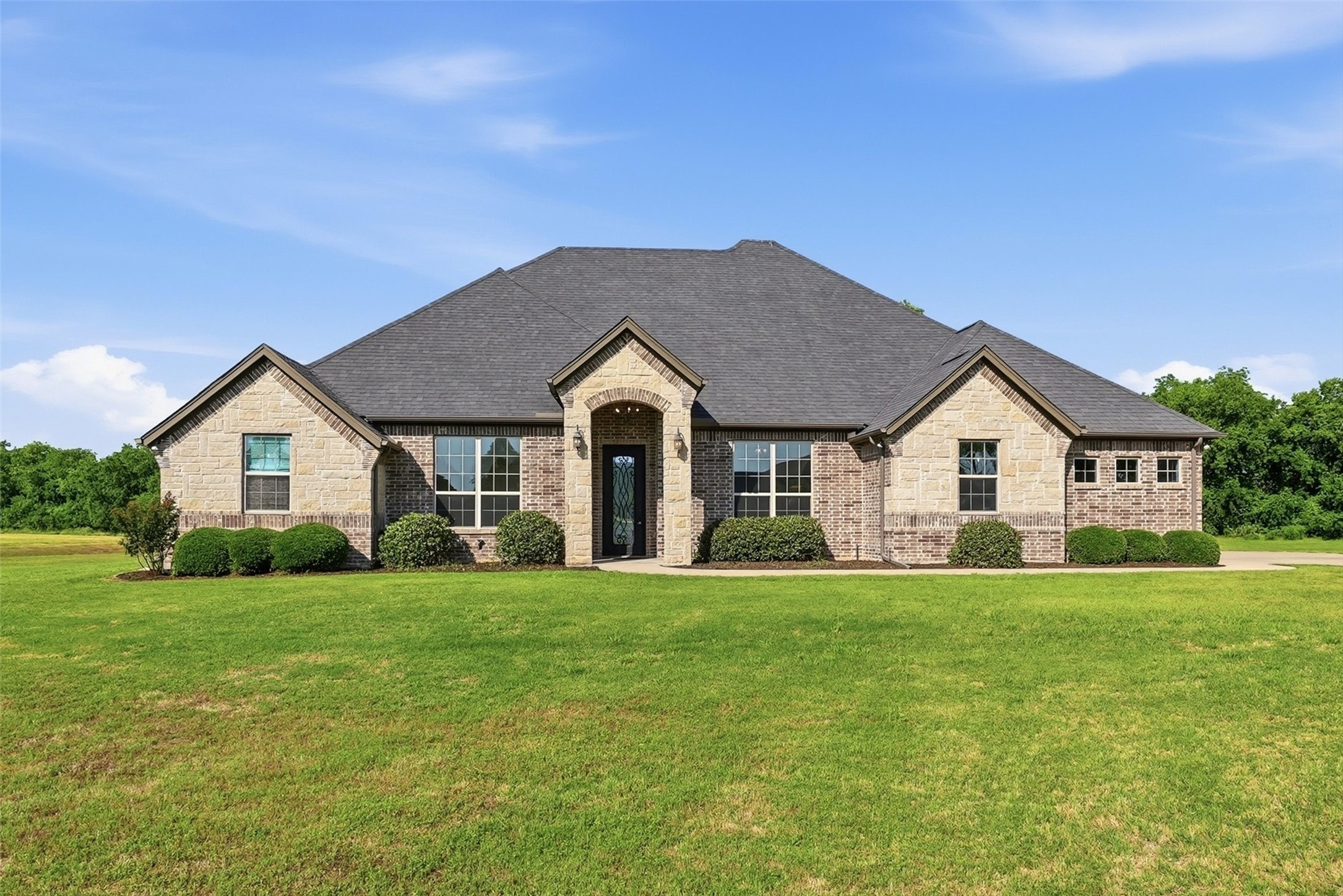 1101 W Iberian Court Granbury TX 76048