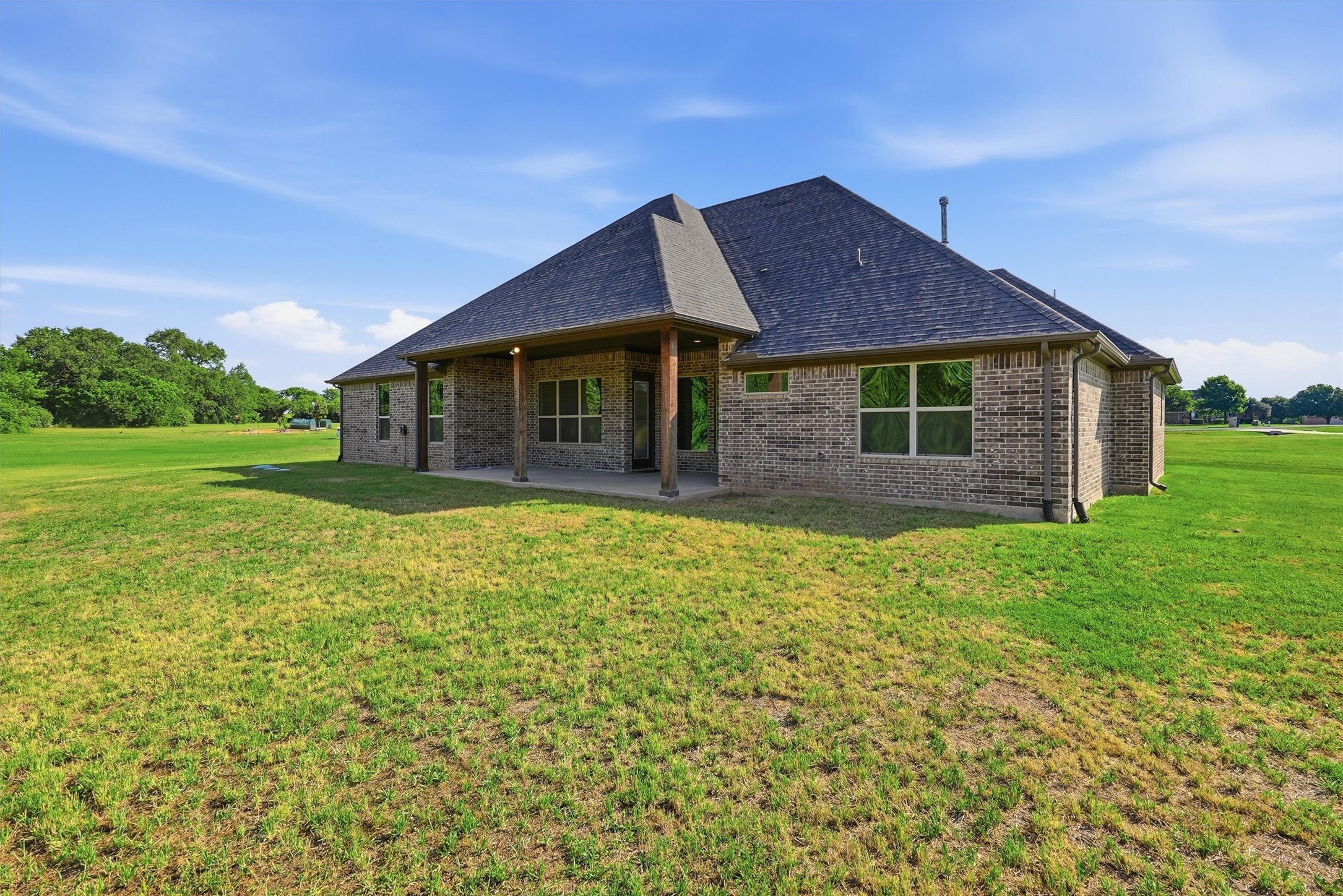 1101 W Iberian Court Granbury TX 76048