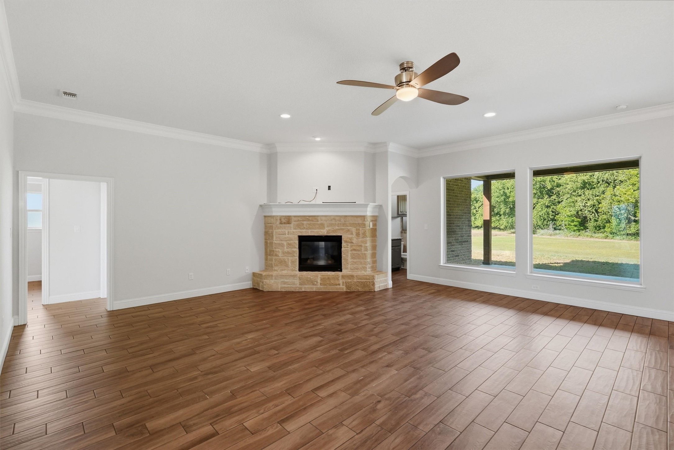 1101 W Iberian Court Granbury TX 76048