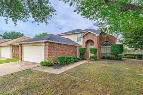5200 Manhassett Drive Arlington TX 76018