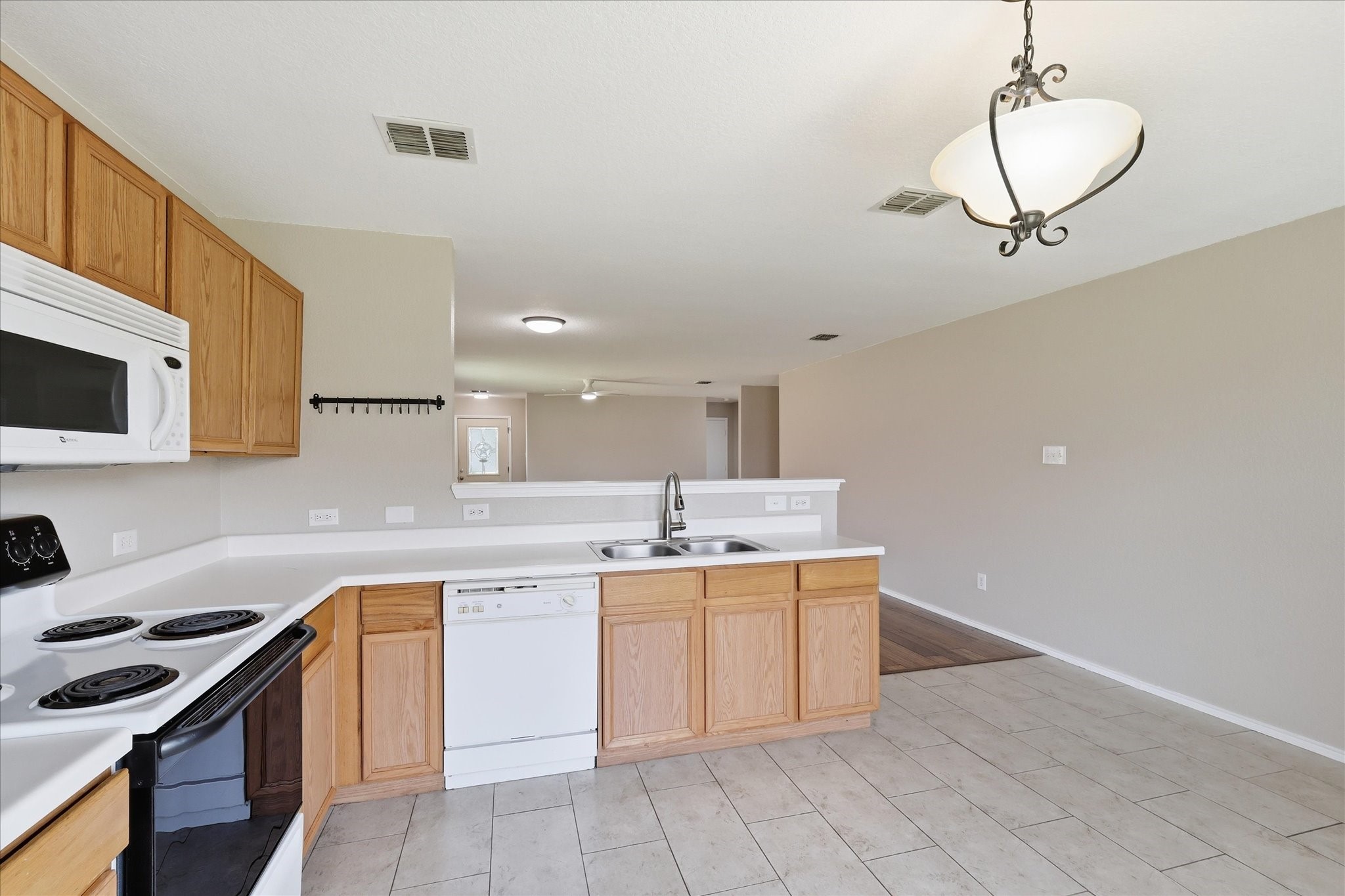 102 Pintail Lane Sanger TX 76266