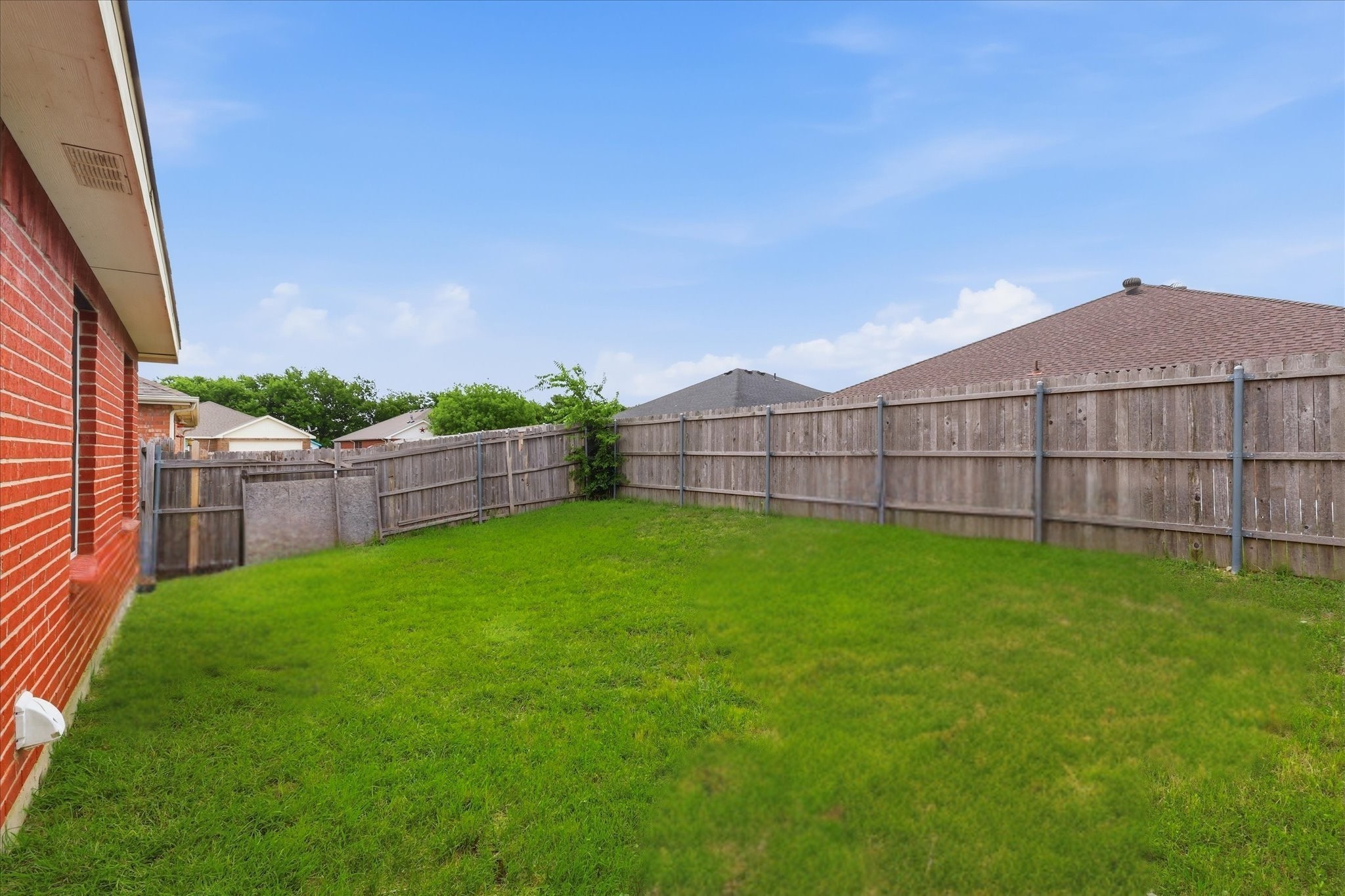 102 Pintail Lane Sanger TX 76266