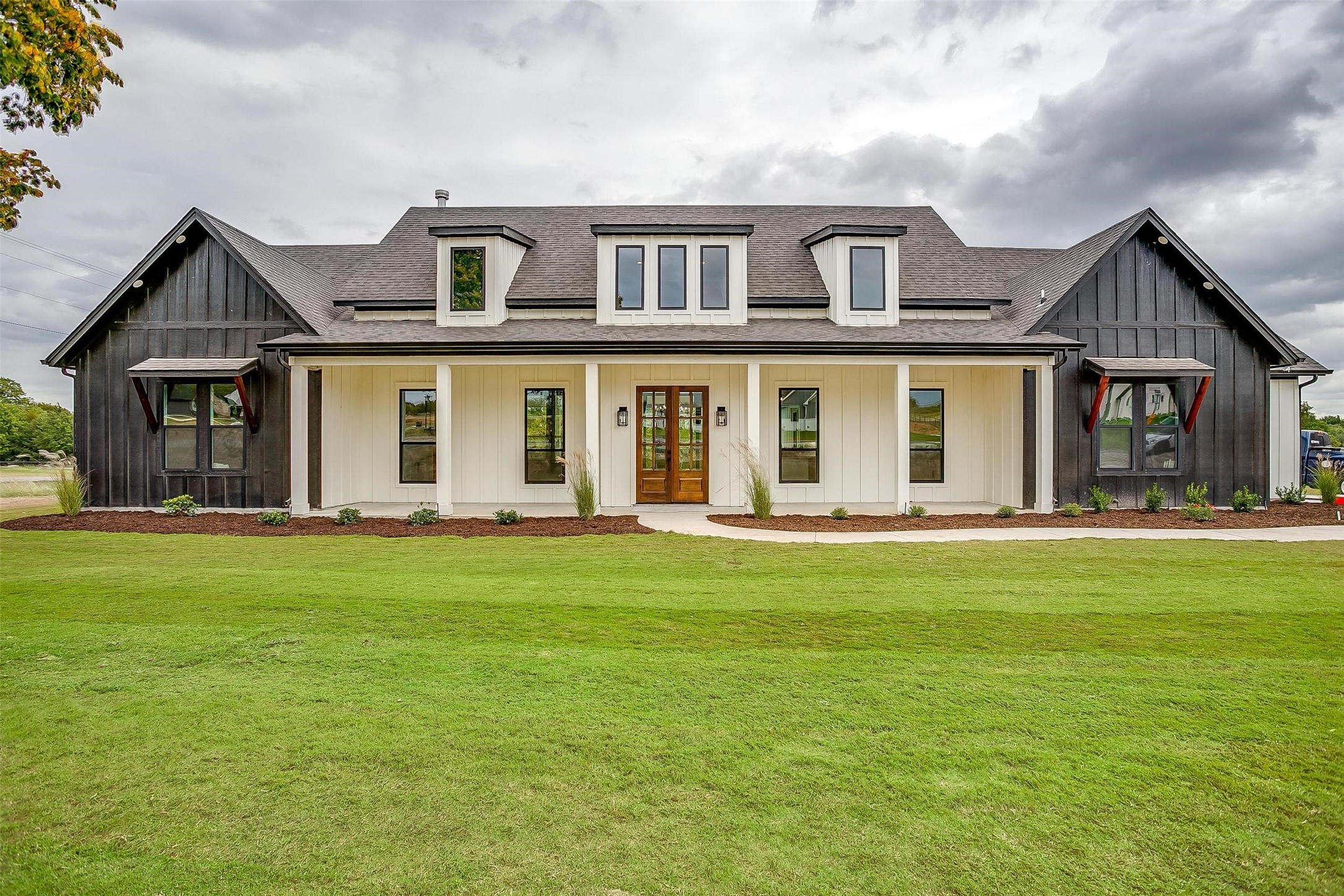 701 Glade Park Court Azle TX 76020