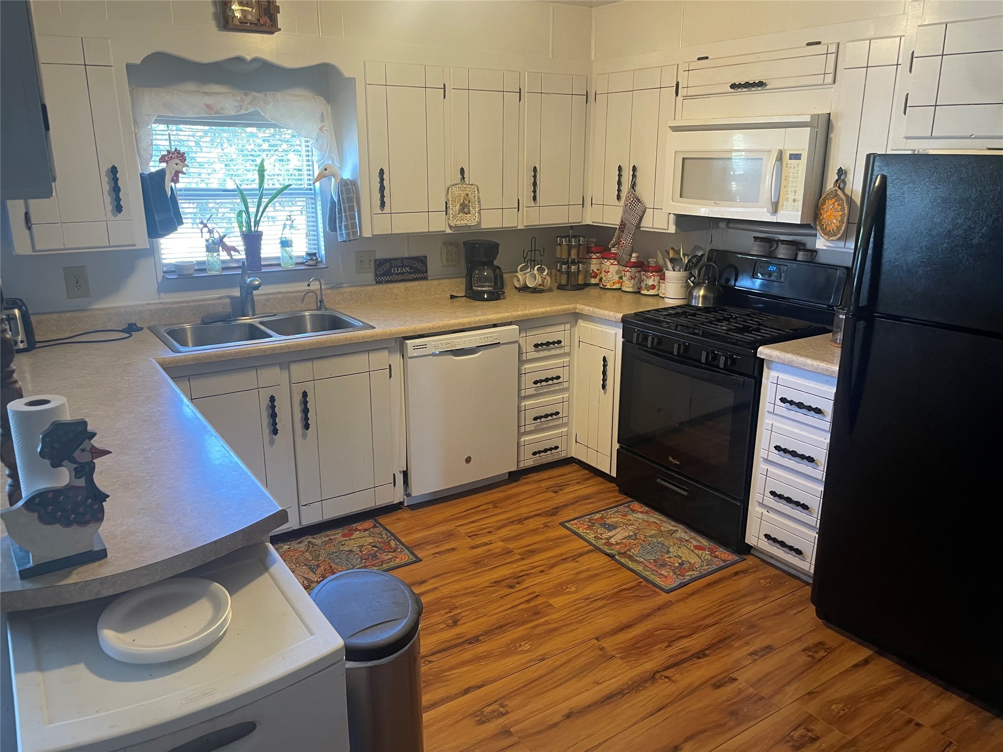 615 N Harvey Street Breckenridge TX 76424