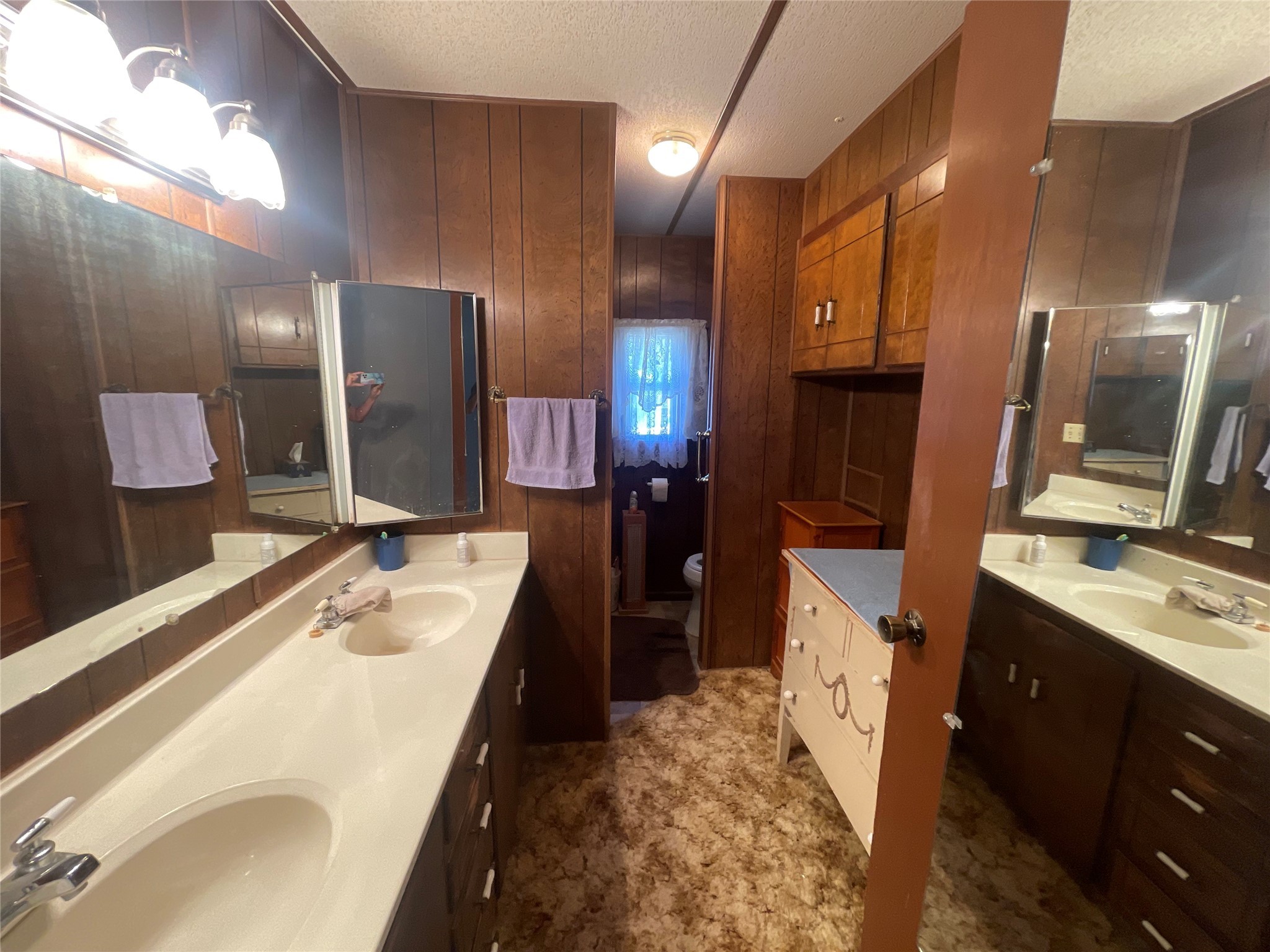 615 N Harvey Street Breckenridge TX 76424