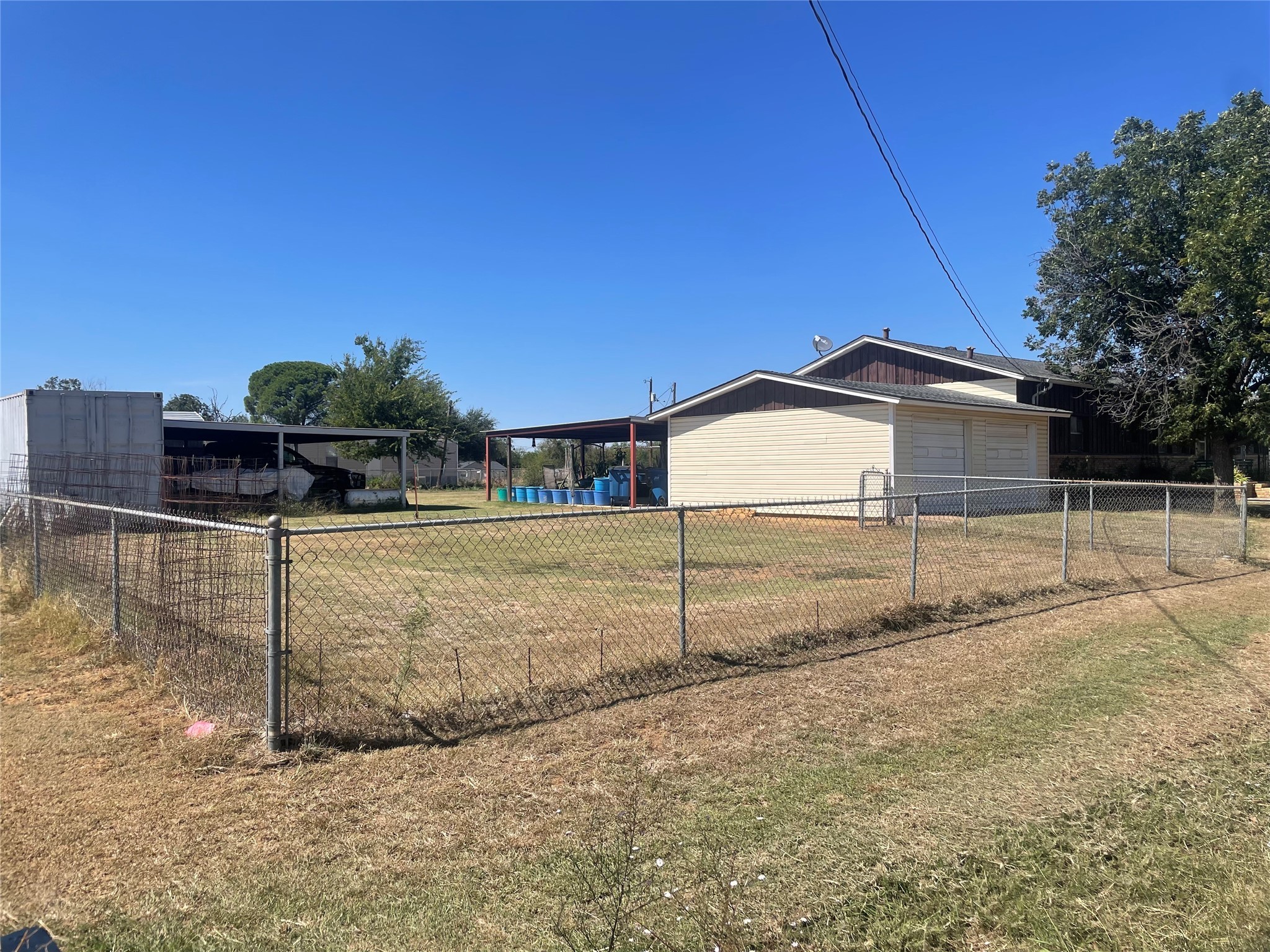 615 N Harvey Street Breckenridge TX 76424