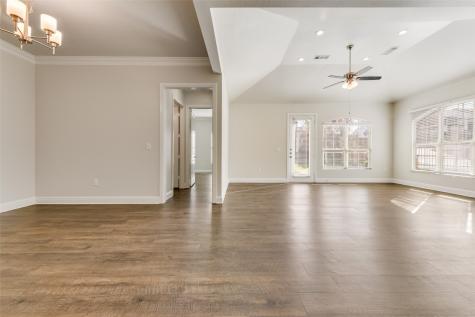 8841 Creek Run Road Fort Worth TX 76120
