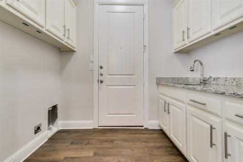 8841 Creek Run Road Fort Worth TX 76120