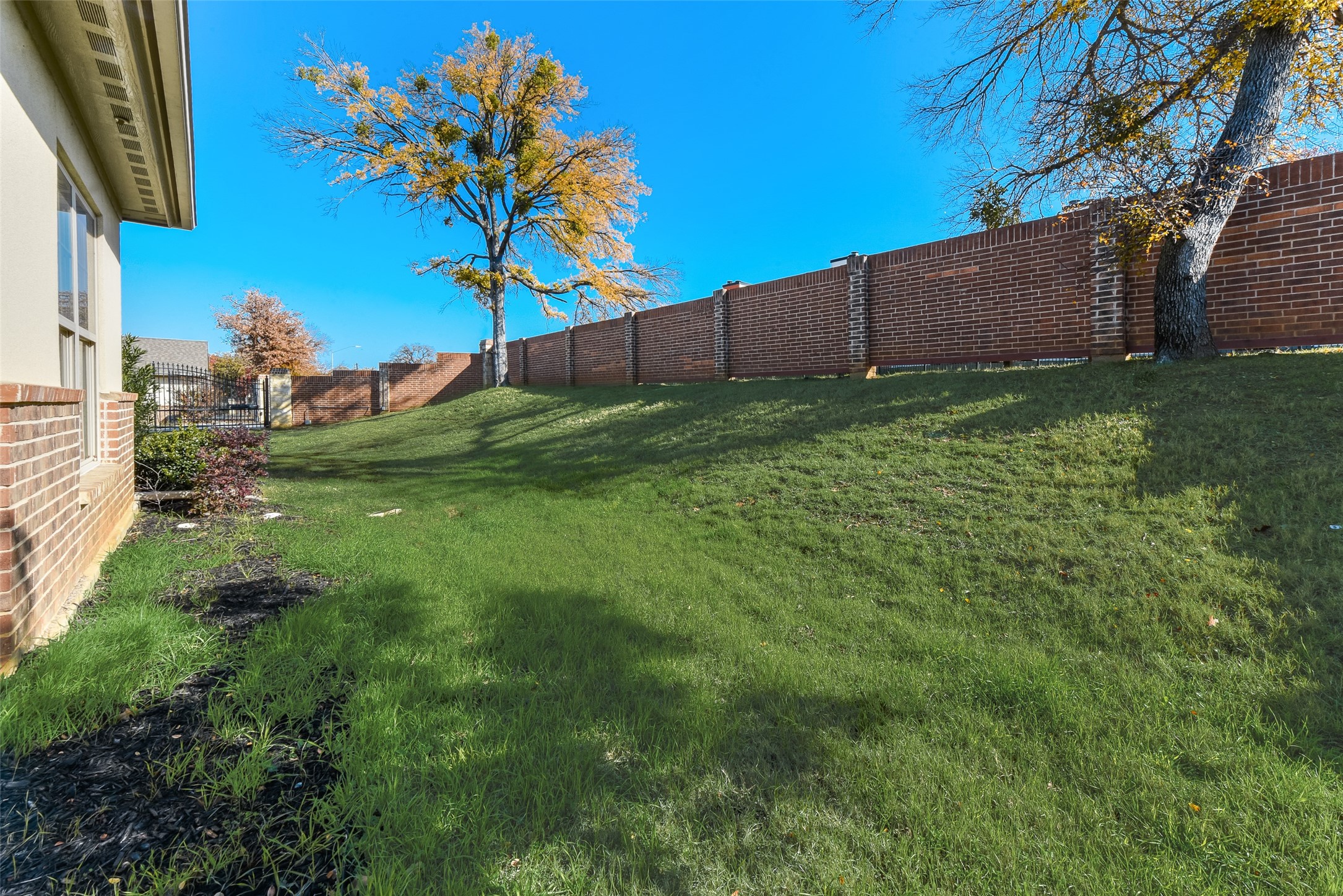 8841 Creek Run Road Fort Worth TX 76120