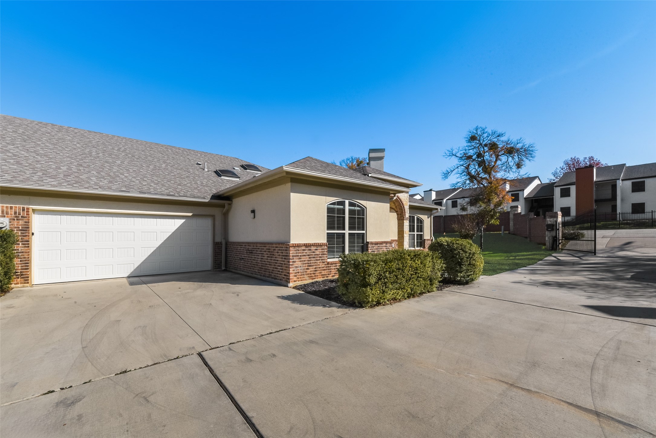 8841 Creek Run Road Fort Worth TX 76120