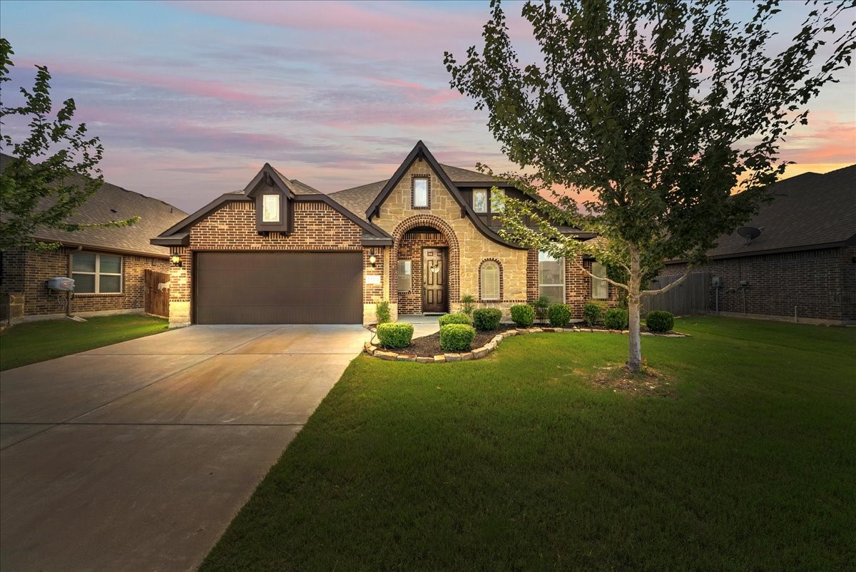 1514 Summer Lane Midlothian TX 76065