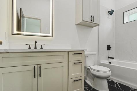2220 Bombay Avenue Dallas TX 75235