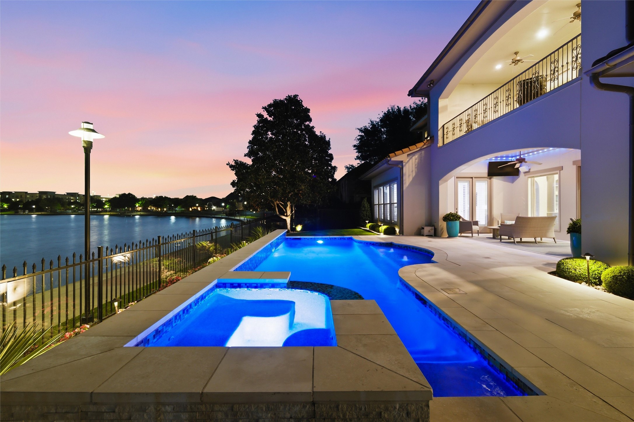 5767 Waters Edge Drive Irving TX 75039