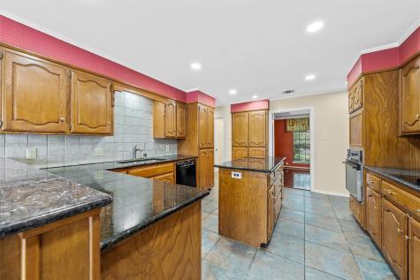 8216 Teakwood Drive Woodway TX 76712