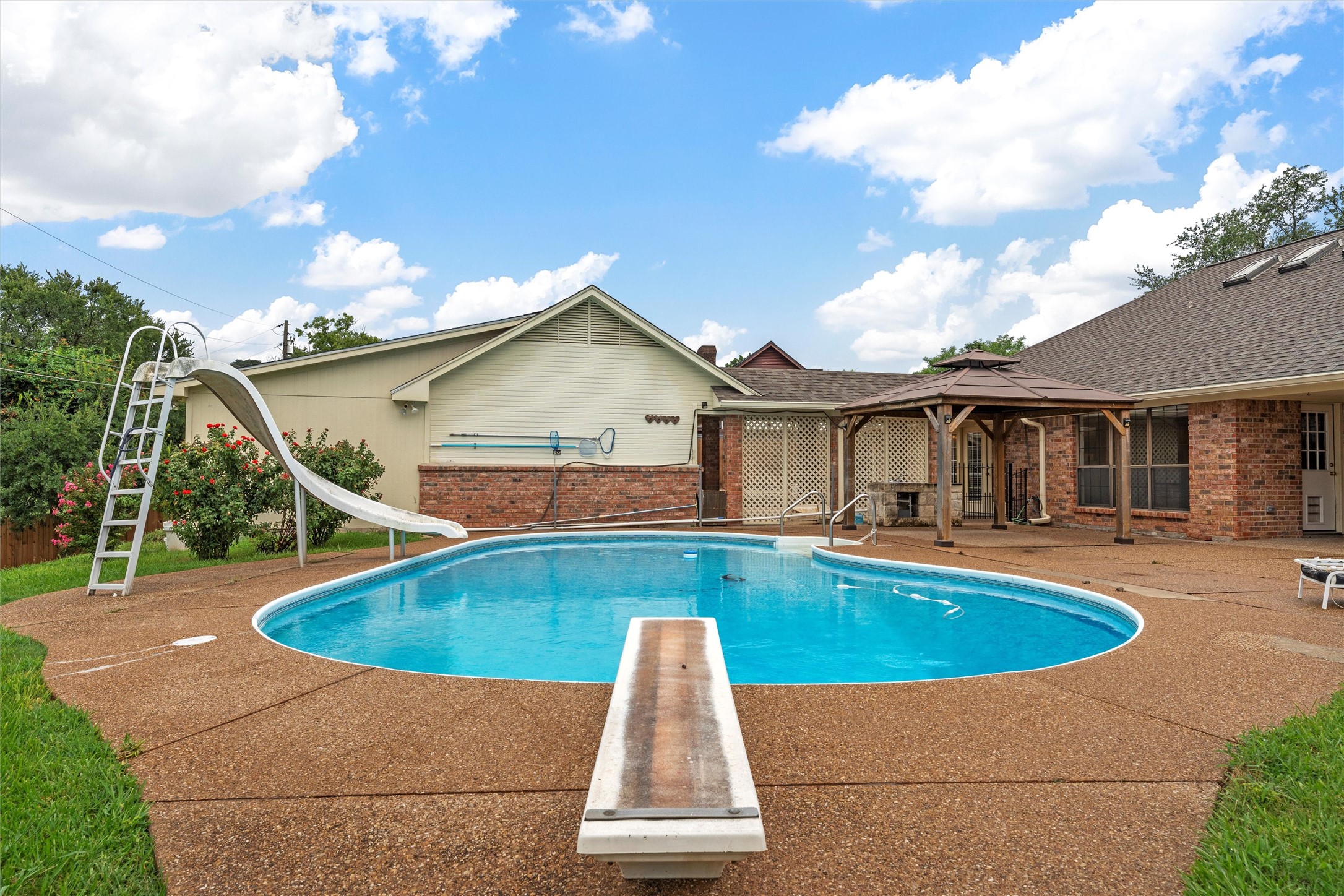 8216 Teakwood Drive Woodway TX 76712