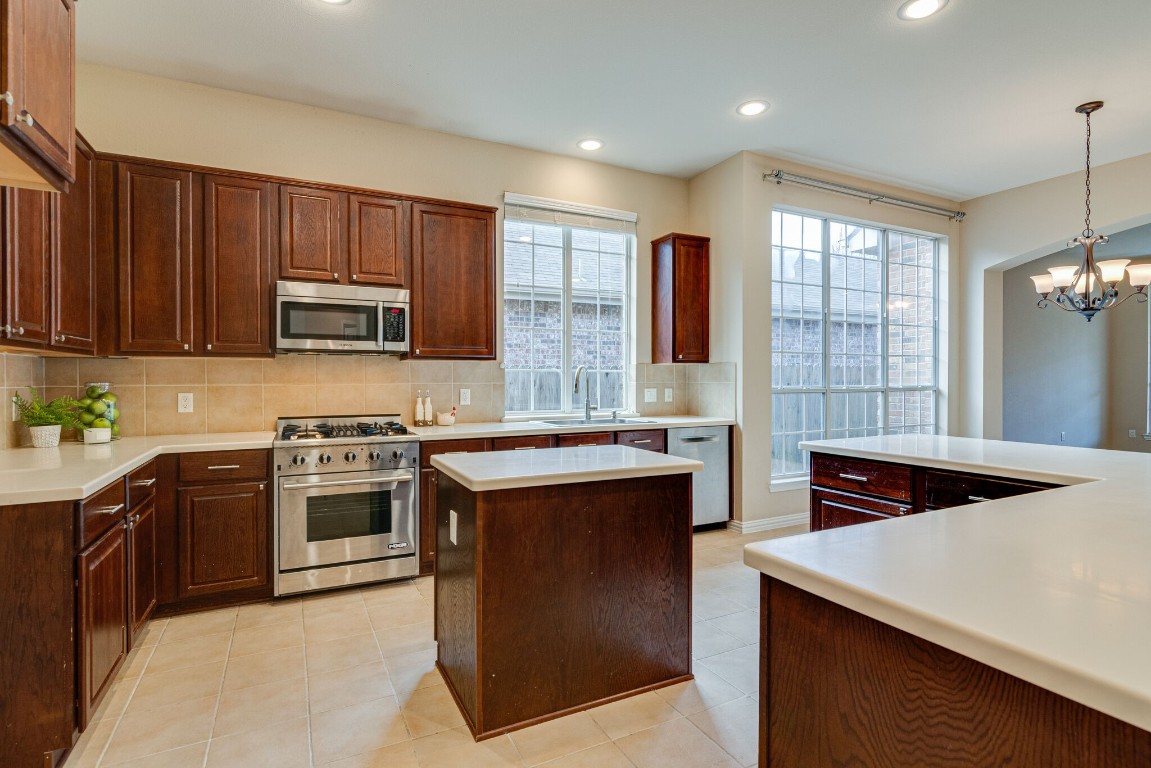 9317 Moncrief Street Fort Worth TX 76244