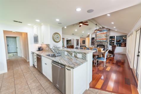 150 Cr 2938 N Pittsburg TX 75686