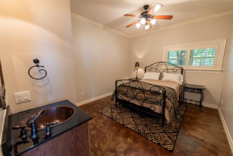 150 Cr 2938 N Pittsburg TX 75686