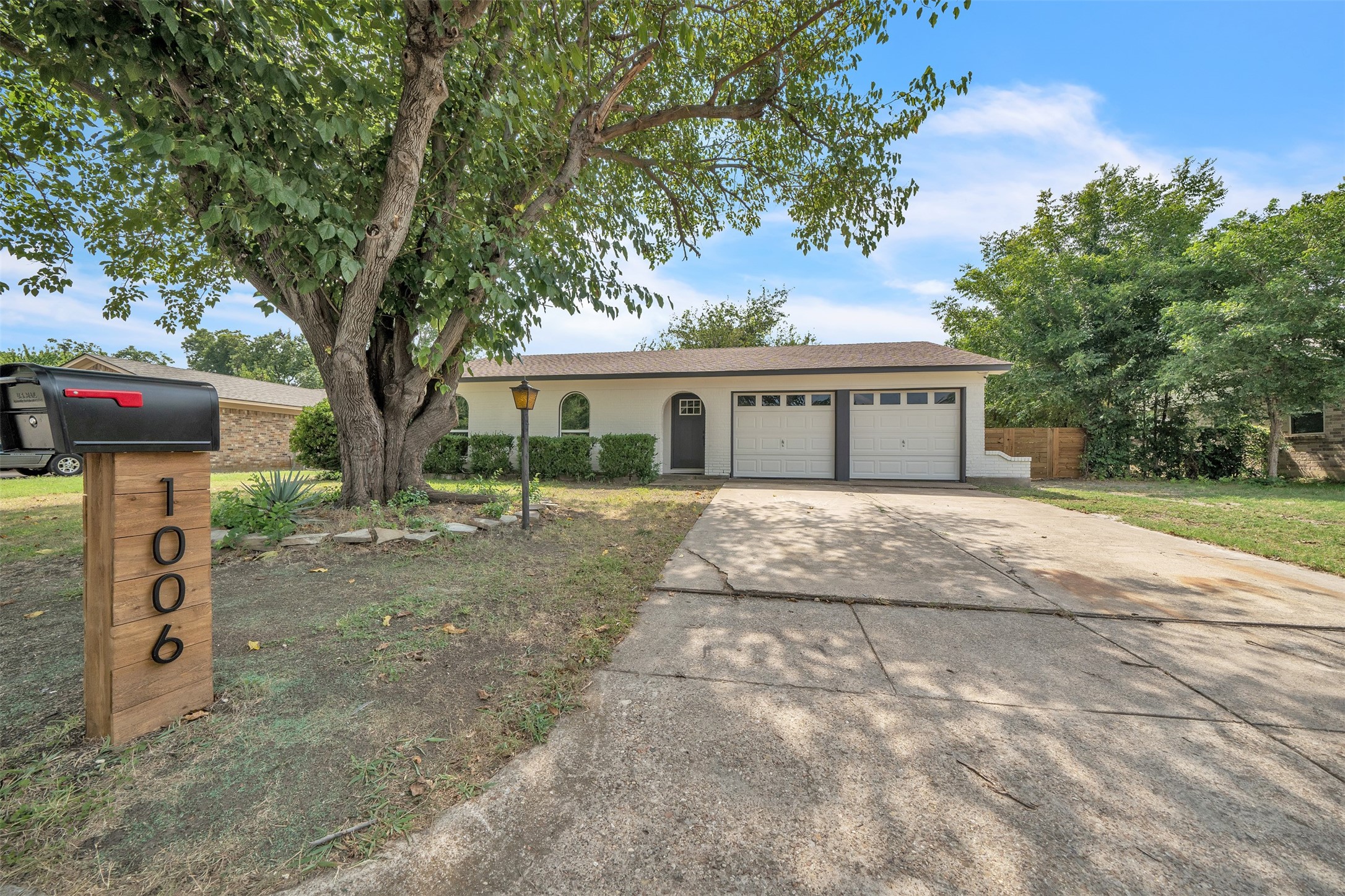1006 John Reagan Street Benbrook TX 76126