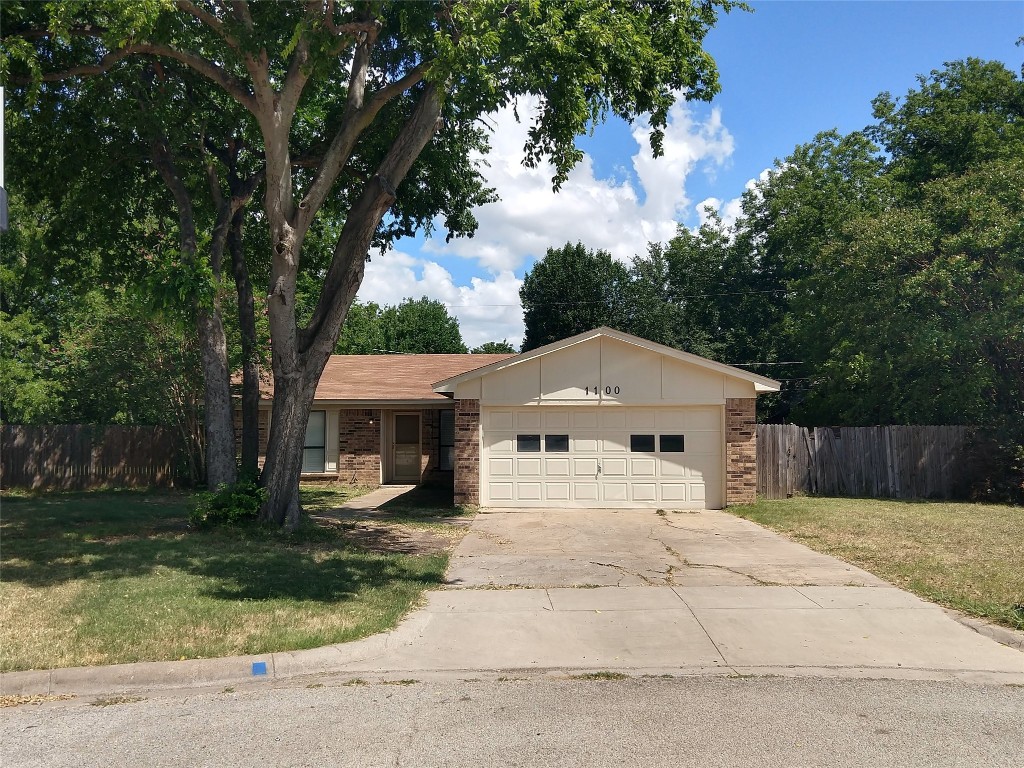 1100 Elderberry Court Benbrook TX 76126