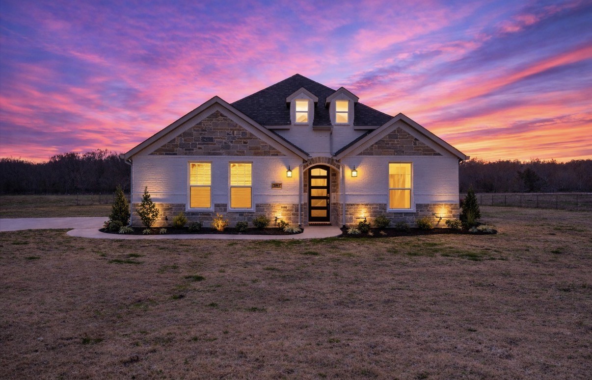 2061 S Sky Meadows Drive Caddo Mills TX 75135