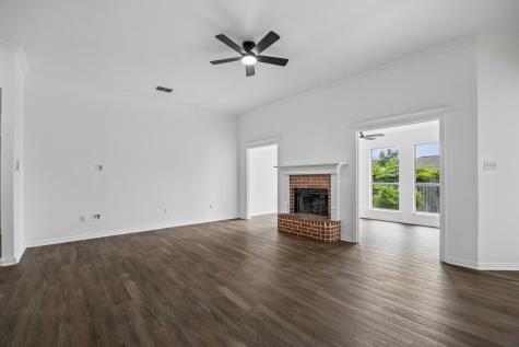 1031 Park Place Boulevard Midlothian TX 76065