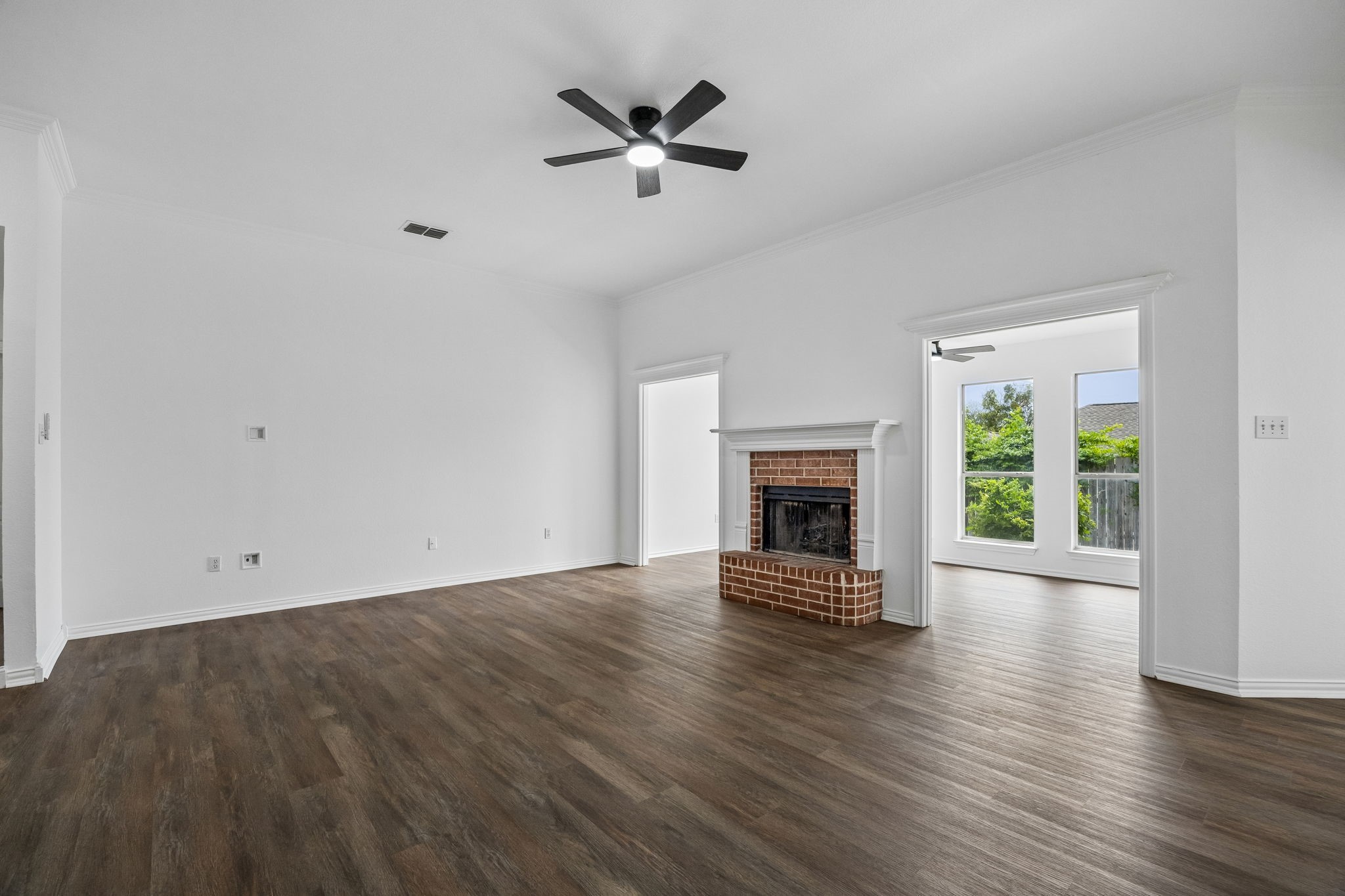 1031 Park Place Boulevard Midlothian TX 76065